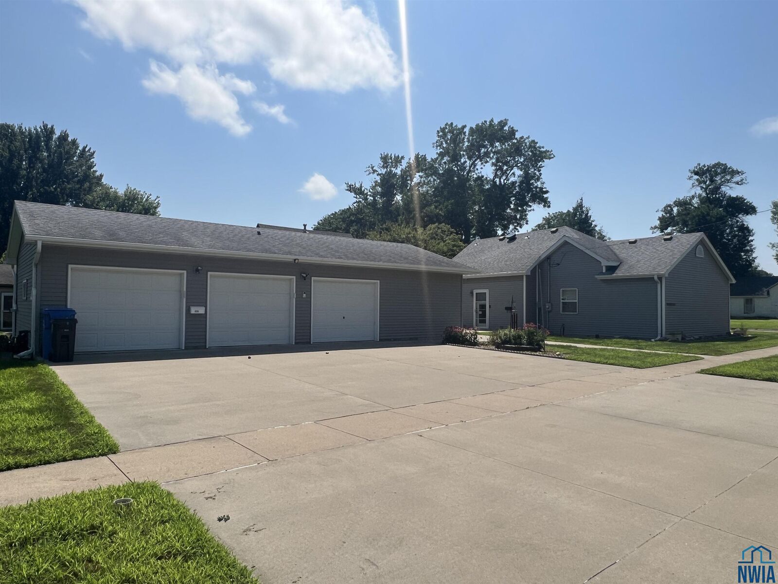 Property Photo: 626 3rd St SW IA 51031