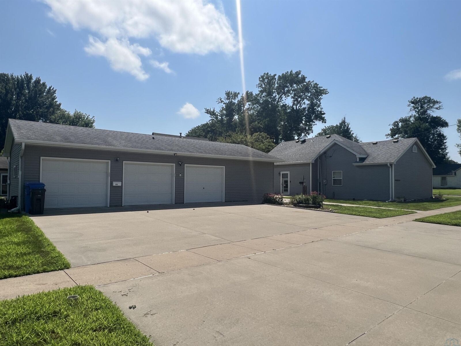 Property Photo: 626 3rd St SW IA 51031