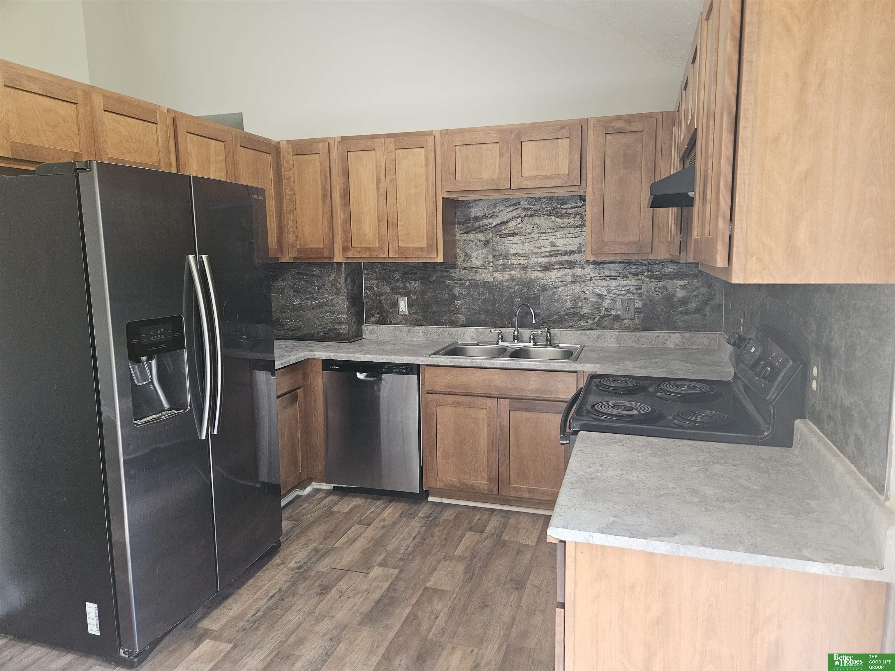 Property Photo: 4318 N 129 Street NE 68164