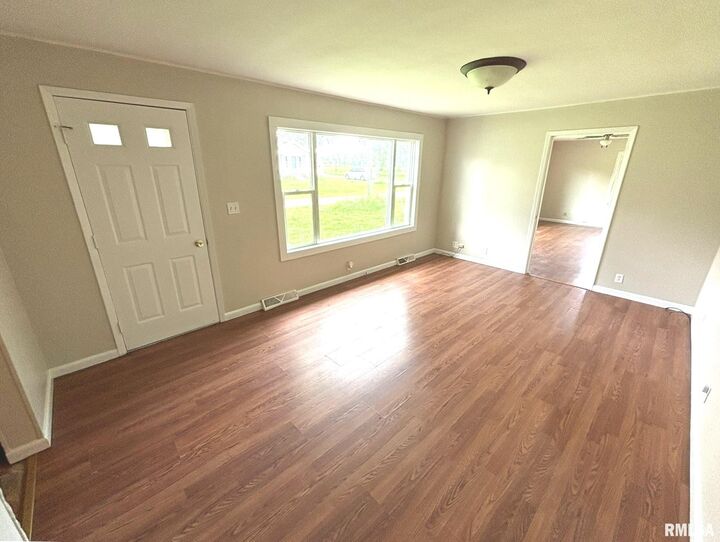 Property Photo:  145 Hickory Grove  IL 62881 