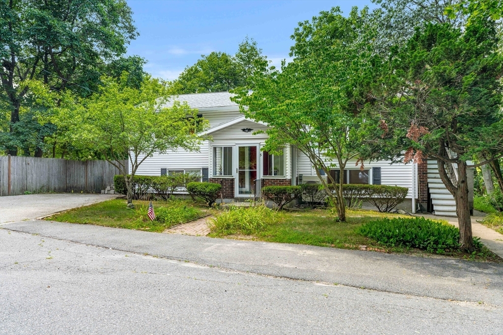 Property Photo:  5 Bellevue Street  MA 01906 