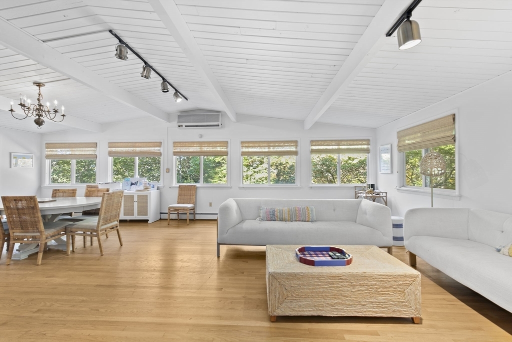 Property Photo:  33 Nemasket Rd West 0  MA 02540 