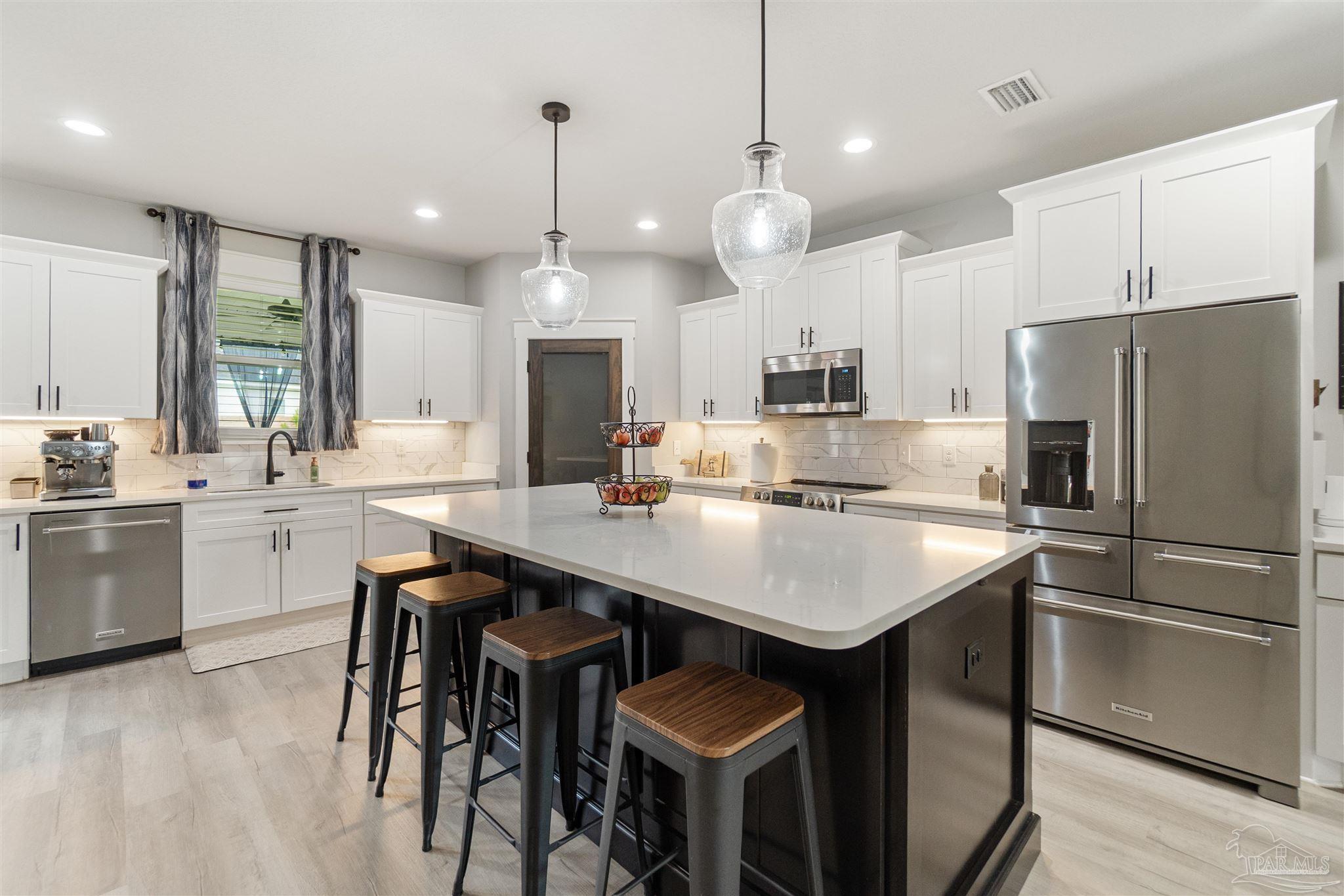 Property Photo:  1623 Ponderosa Dr  FL 32563 