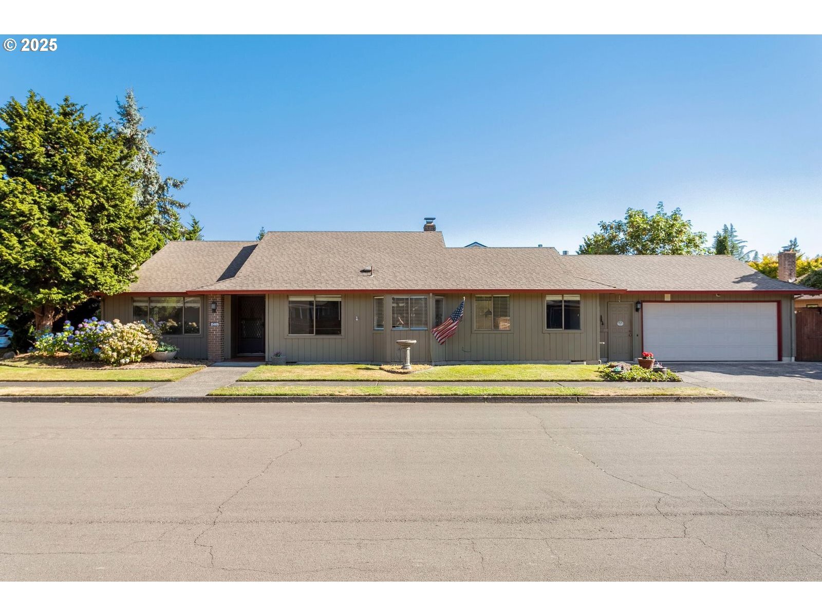 Property Photo: 15405 SE Graham Rd WA 98683