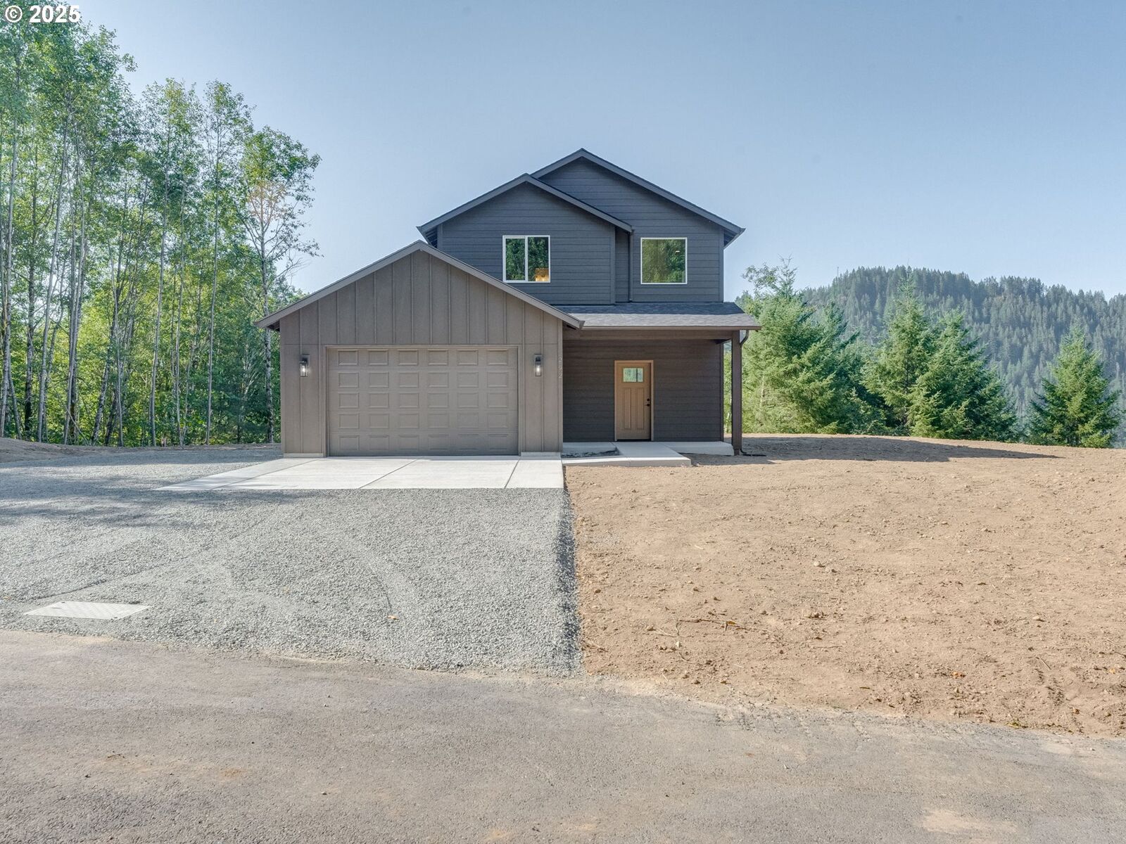 Property Photo:  292 Central Valley Dr  WA 98603 
