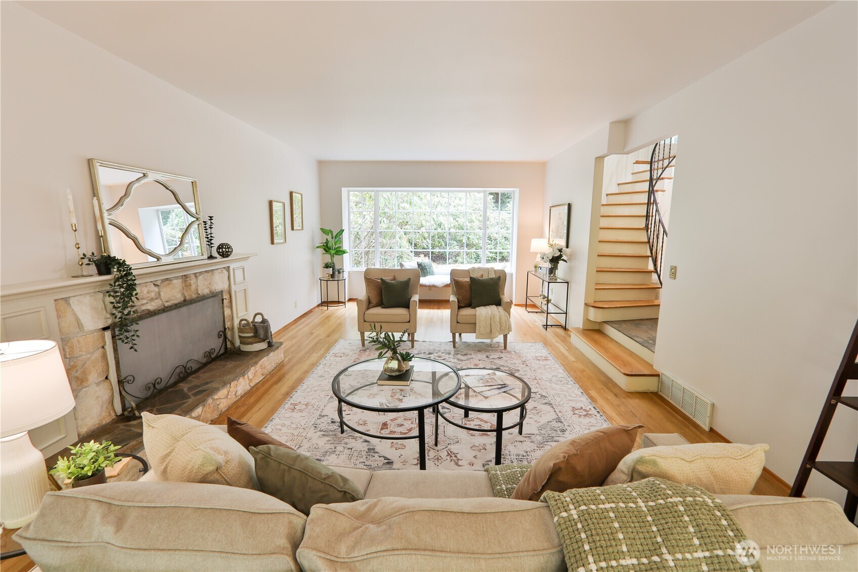 Property Photo:  10915 N Deer Drive  WA 98020 
