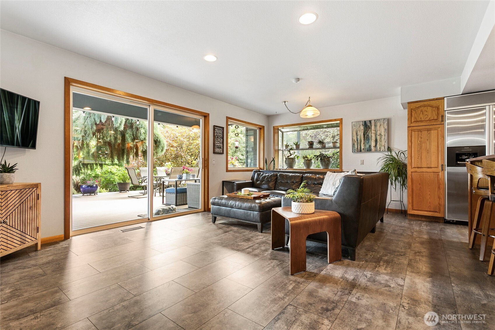 Property Photo: 2370 Crestline Street WA 98248