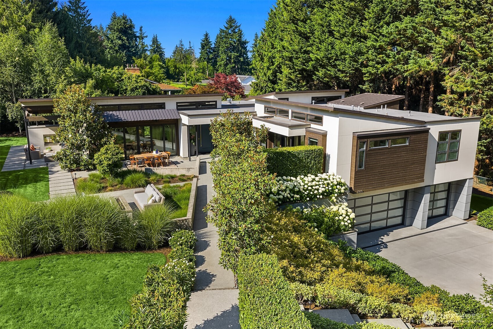 Property Photo:  7900 NE 22nd Street  WA 98039 