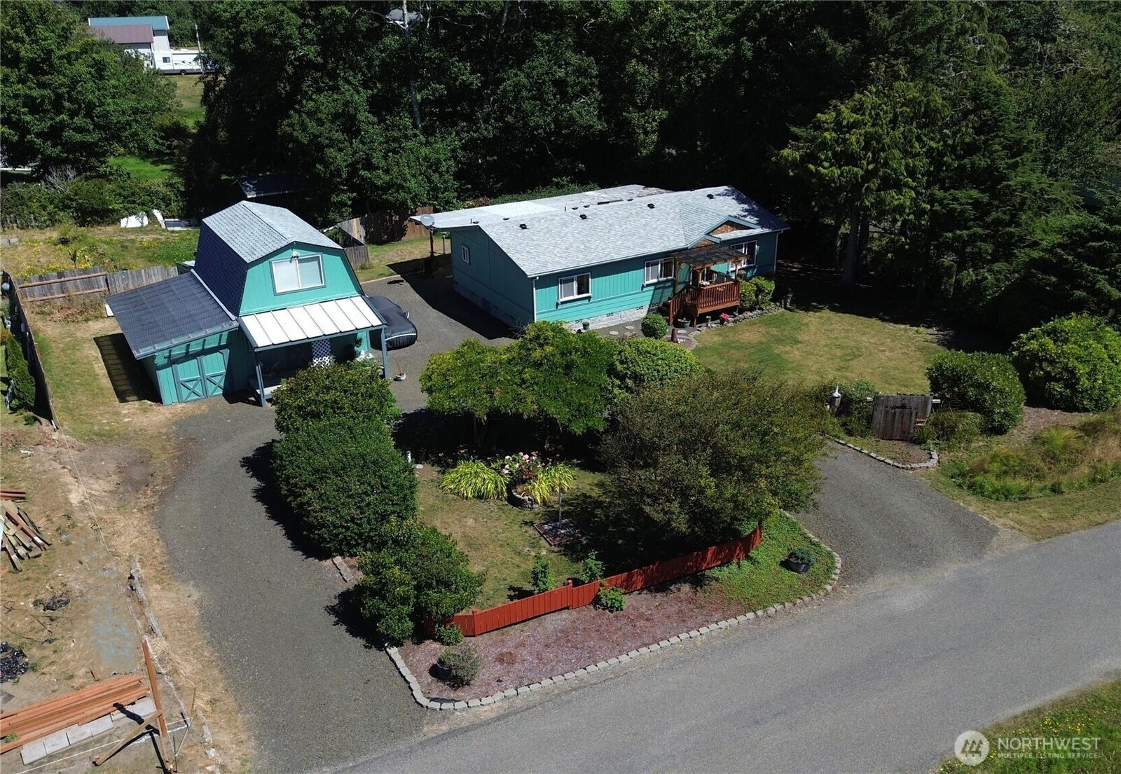 Property Photo:  864  Hart Street  WA 98547 