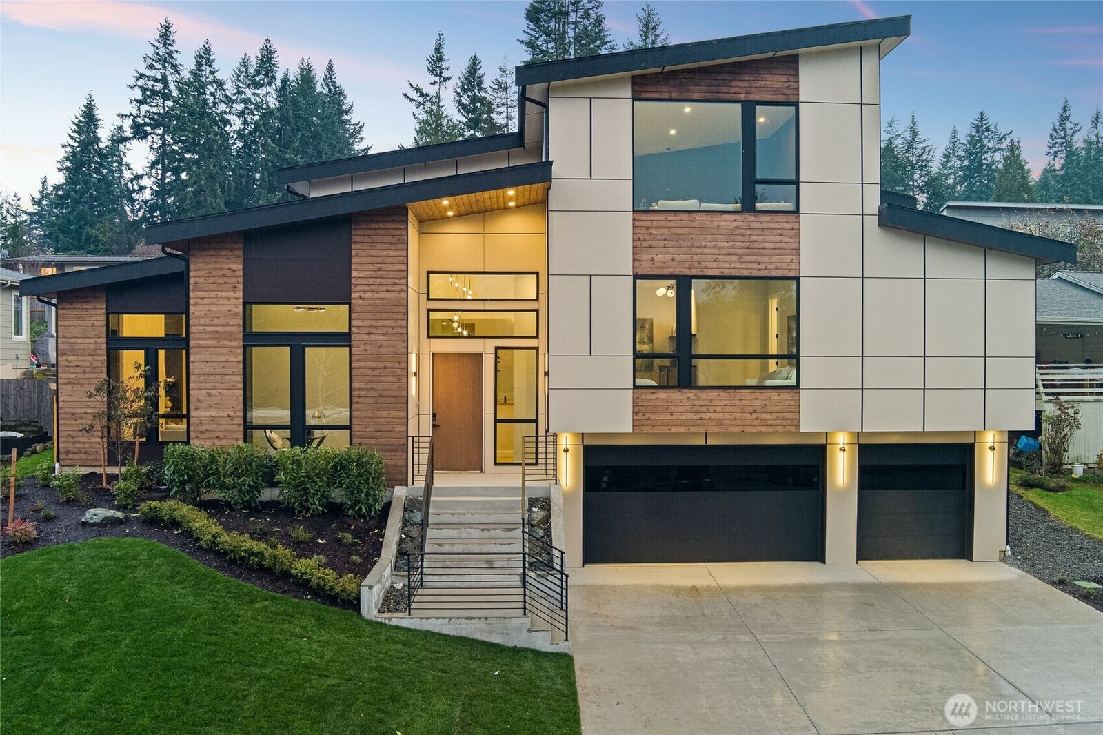 Property Photo: 2423 129th Avenue SE WA 98005