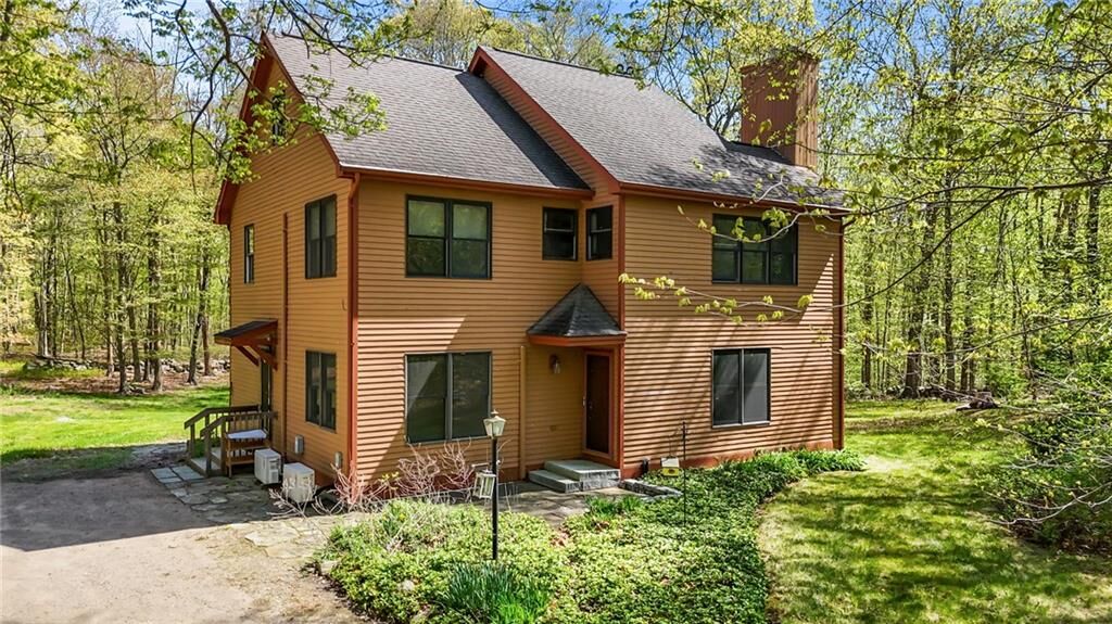 Property Photo:  70 Fowler Road  CT 06359 