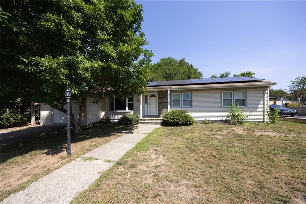 Property Photo:  5 West View Avenue  RI 02911 