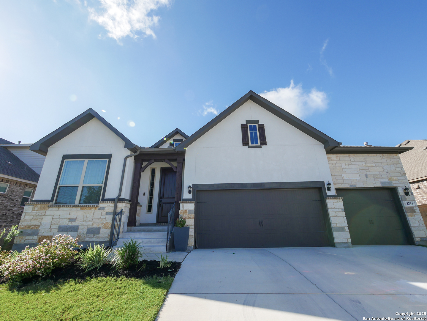 Property Photo: 8714 Whisper Gate TX 78015