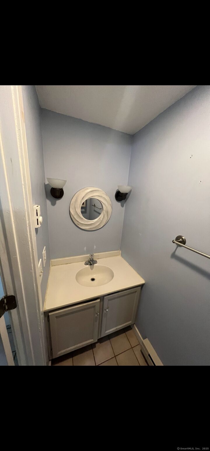 Property Photo: 51 Brook Street Apt 6A CT 06770