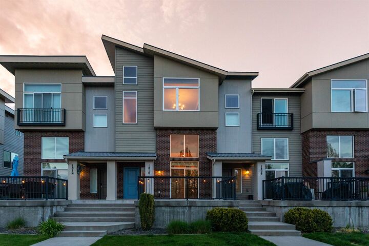 1810 W Summit Pkwy  Spokane WA 99201 photo