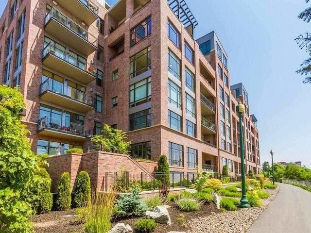 Property Photo:  820 Post   St  #301 St 301  WA 99201 