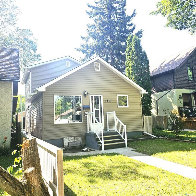 1419 E Avenue N  Saskatoon SK S7L 1T7 photo