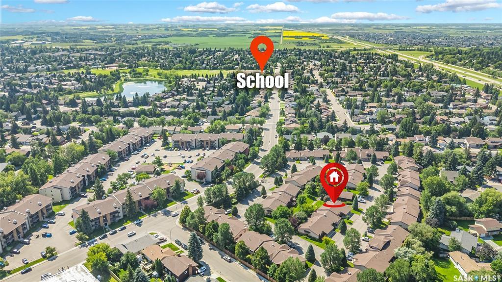 Property Photo: 310 Kingsmere Boulevard 30 SK S7J 4S4