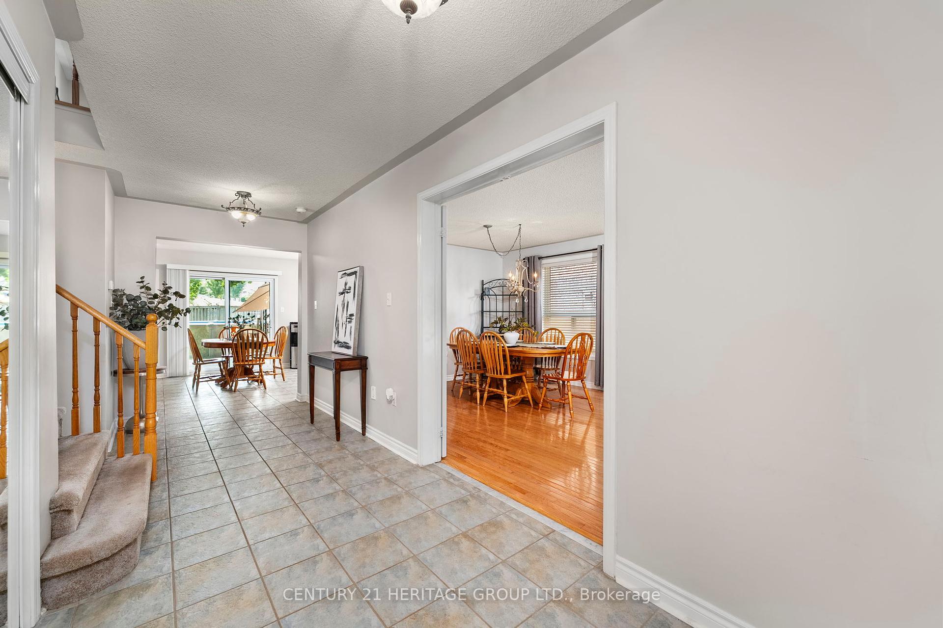 Property Photo: 214 Melbourne Drive ON L3Z 2Y8