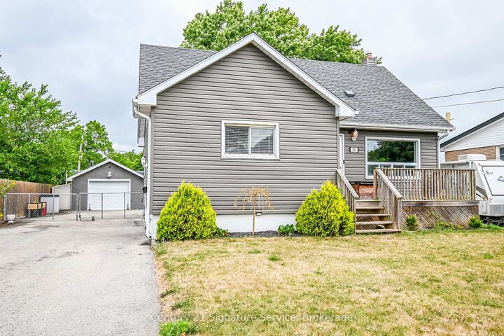 523 Clarence Street  Port Colborne ON L3K 3H3 photo
