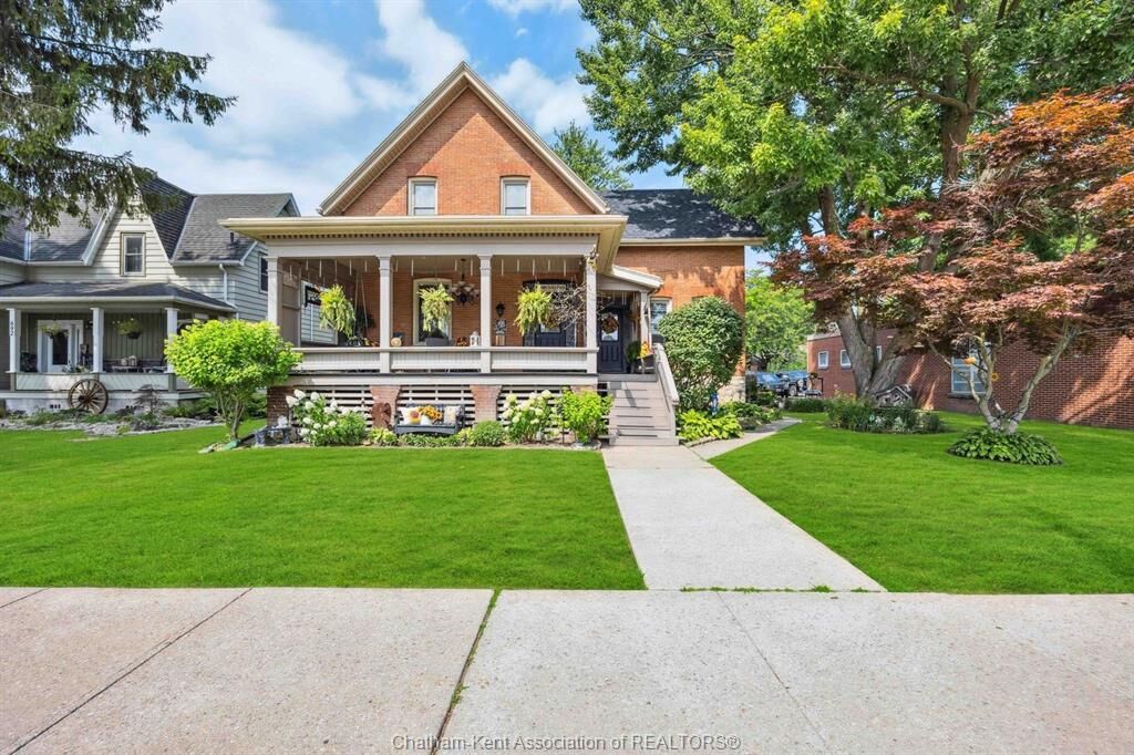 Property Photo:  680 North Street  ON N0P 1M0 