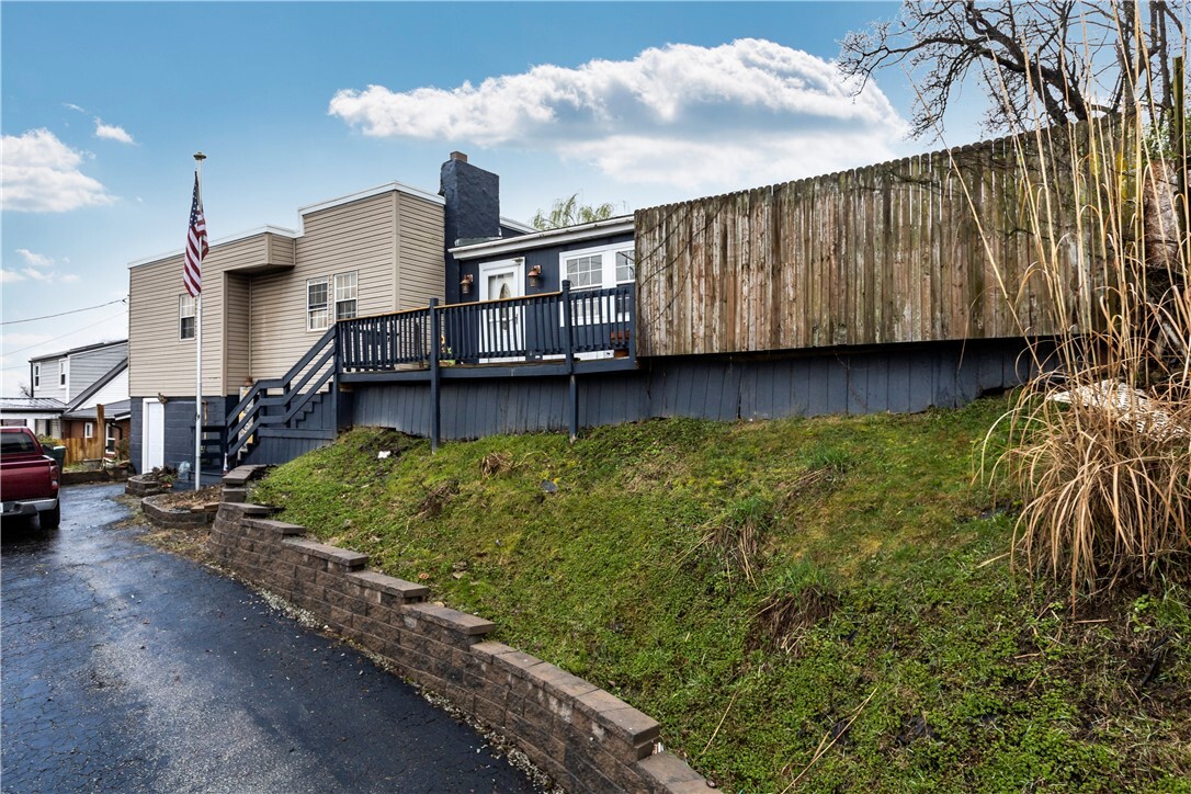 Property Photo: 4310 Glencairn Street PA 15122