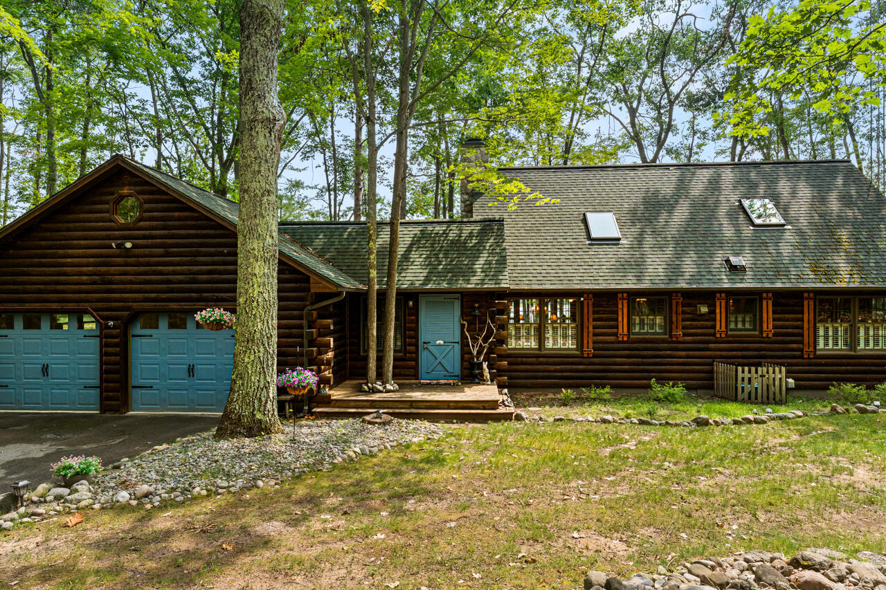 Property Photo: 19591 Horseshoe Lake Drive MI 49746