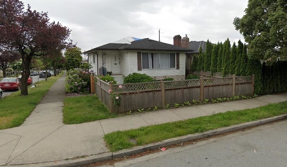 Property Photo: 1352 E 57th Avenue BC V5X 1V1