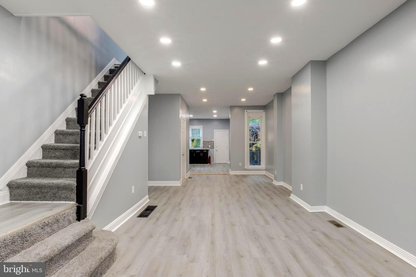 5254 N Hutchinson Street  Philadelphia PA 19141 photo