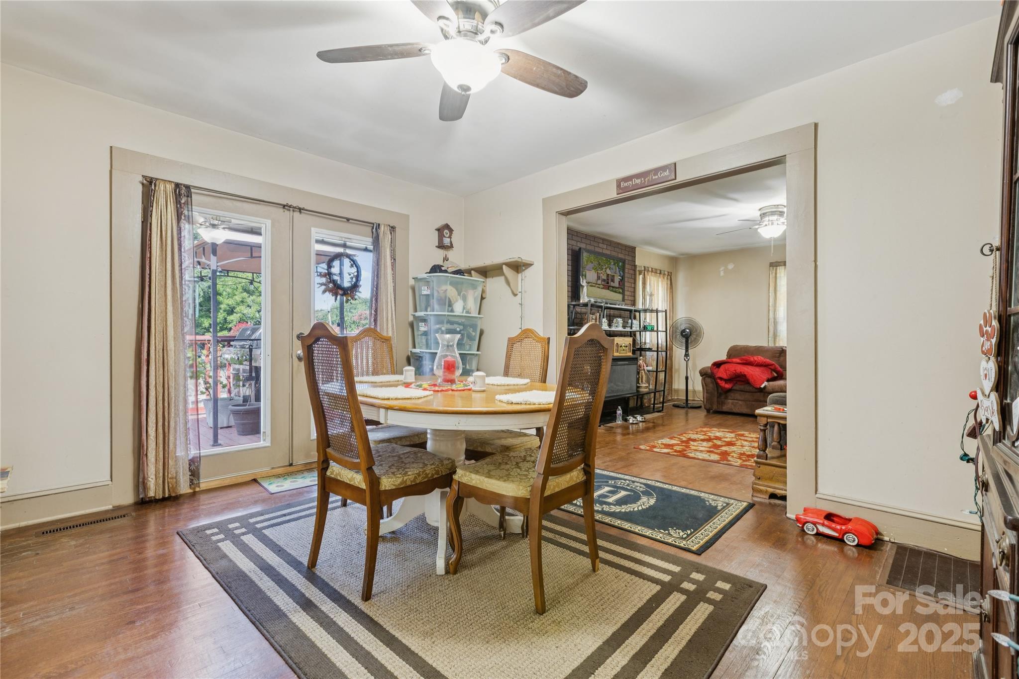 Property Photo: 107 Easy Street NC 28027