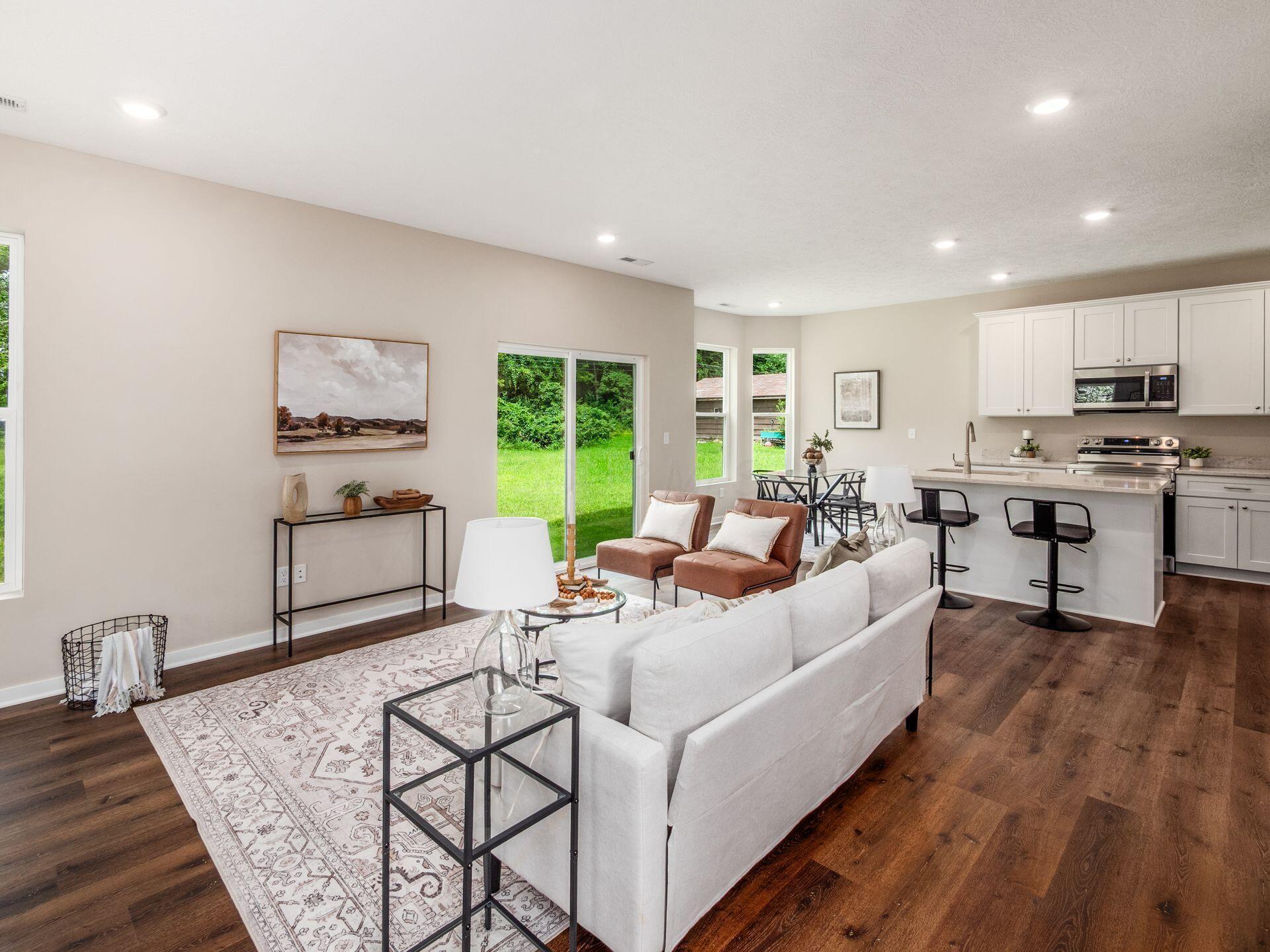 Property Photo: 429 Postle Boulevard OH 43228