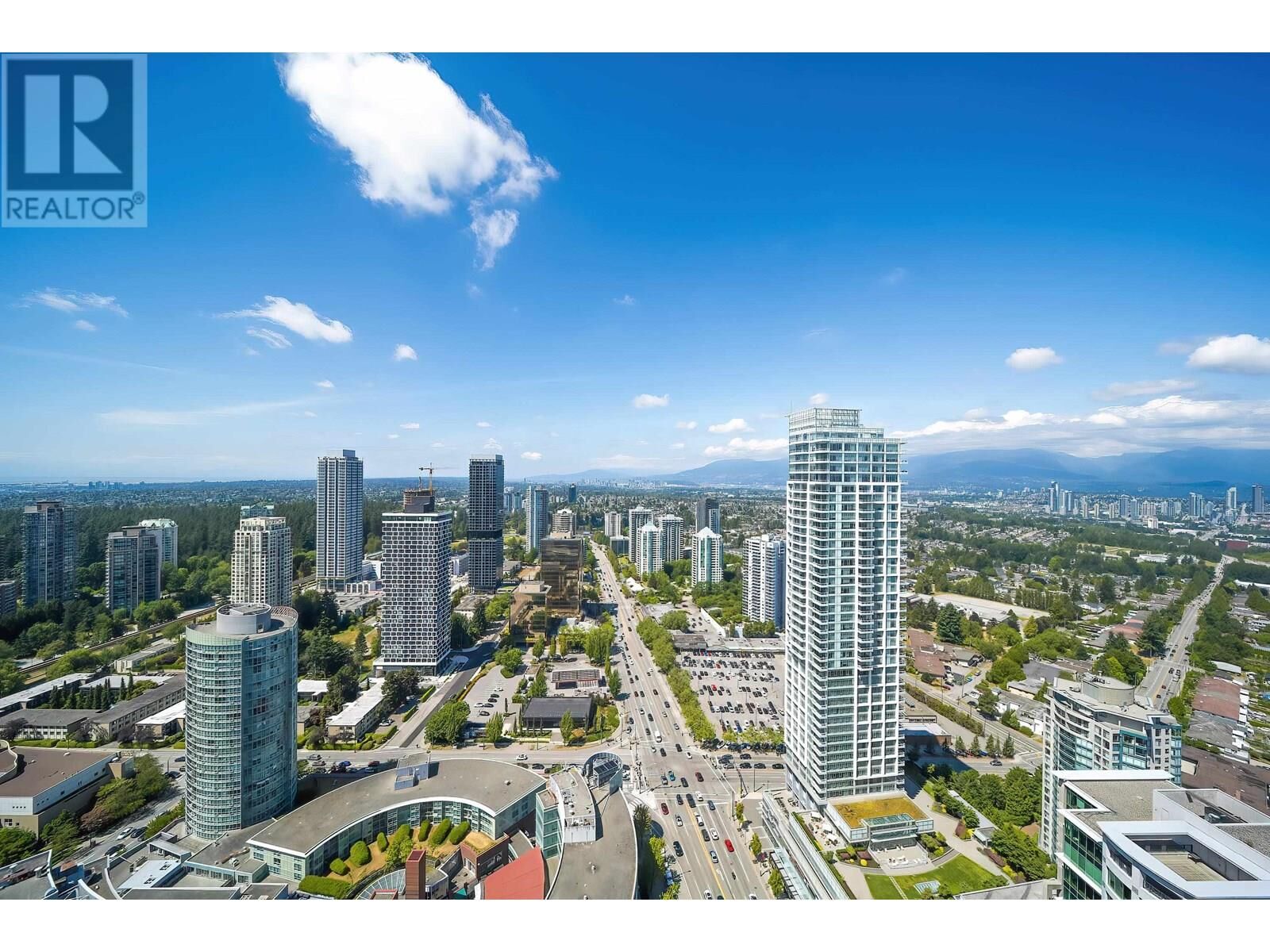Property Photo: 6000 McKay Avenue 4005 BC V5H 0K2