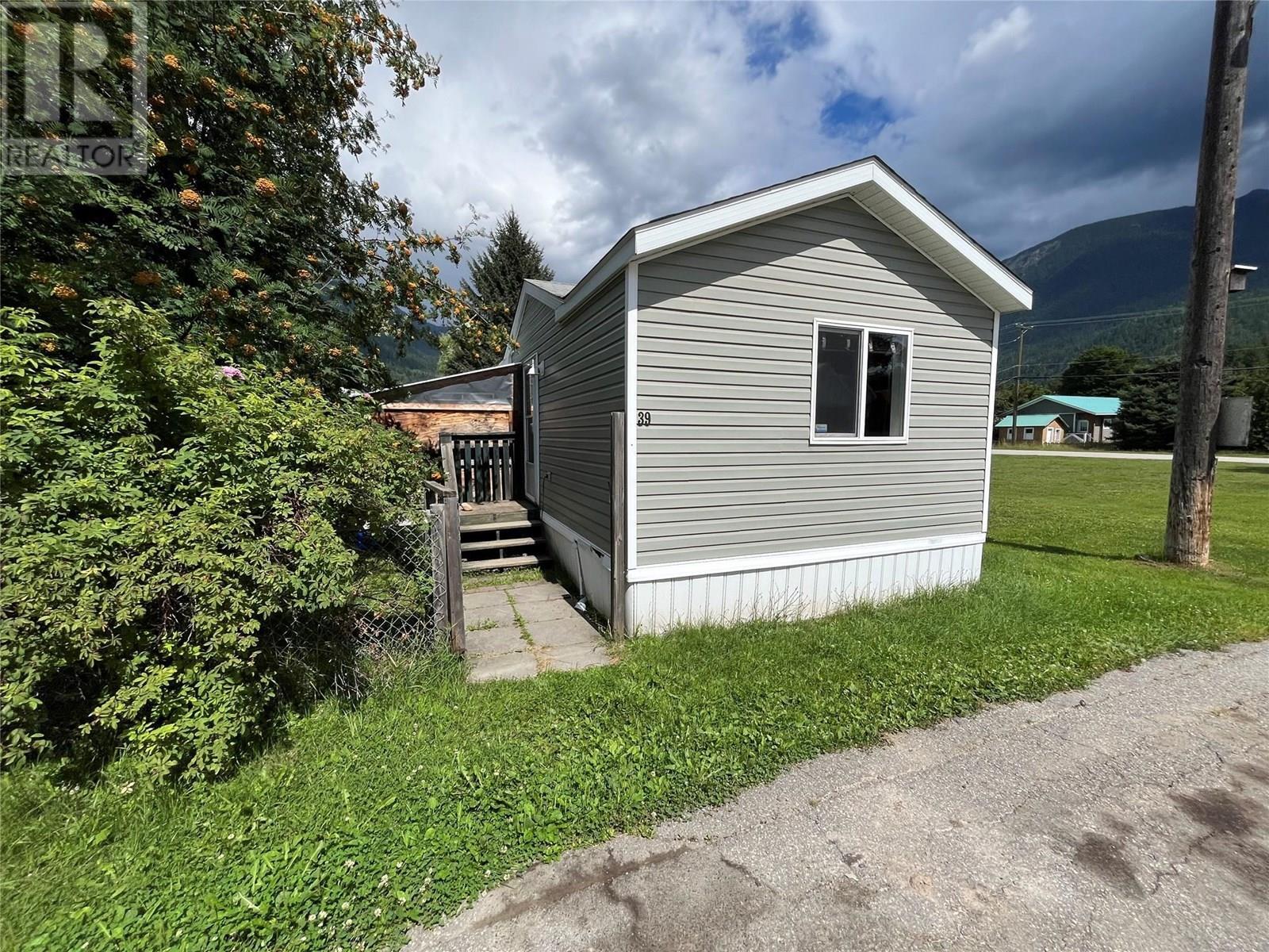 310 Humbert Street 39  Revelstoke BC V0E 2S0 photo