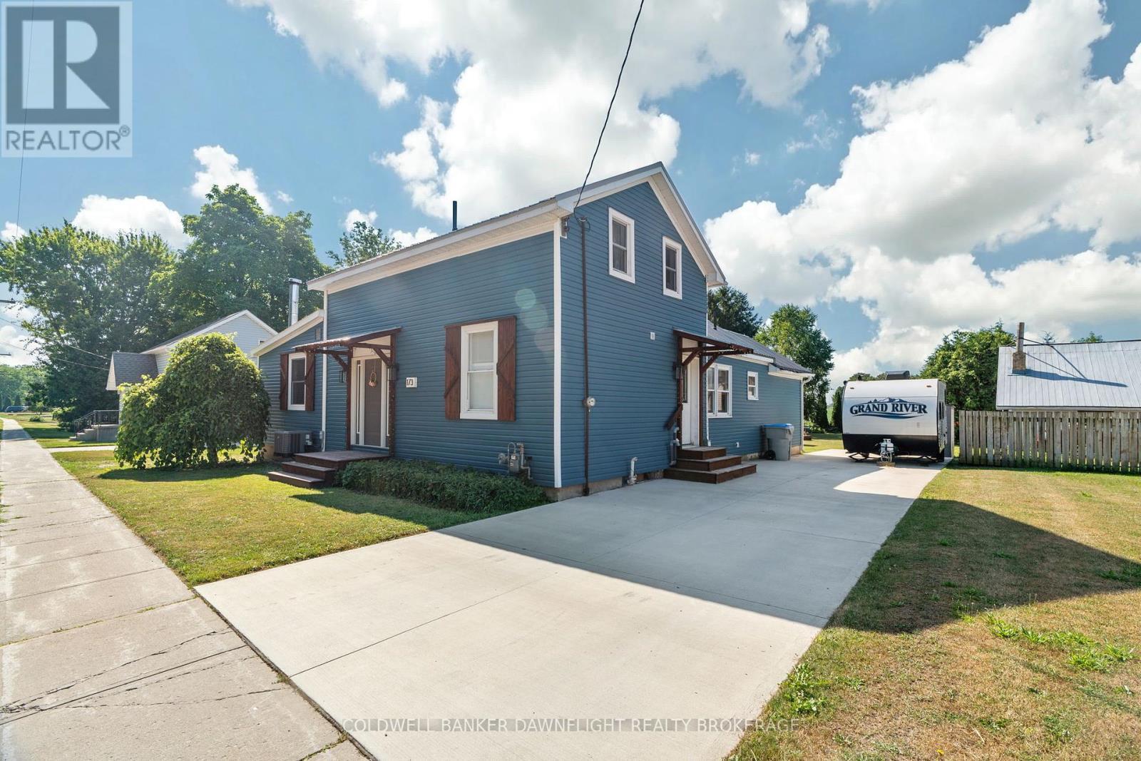 173 Victoria Avenue East  South Huron (Stephen) ON N0M 1M0 photo