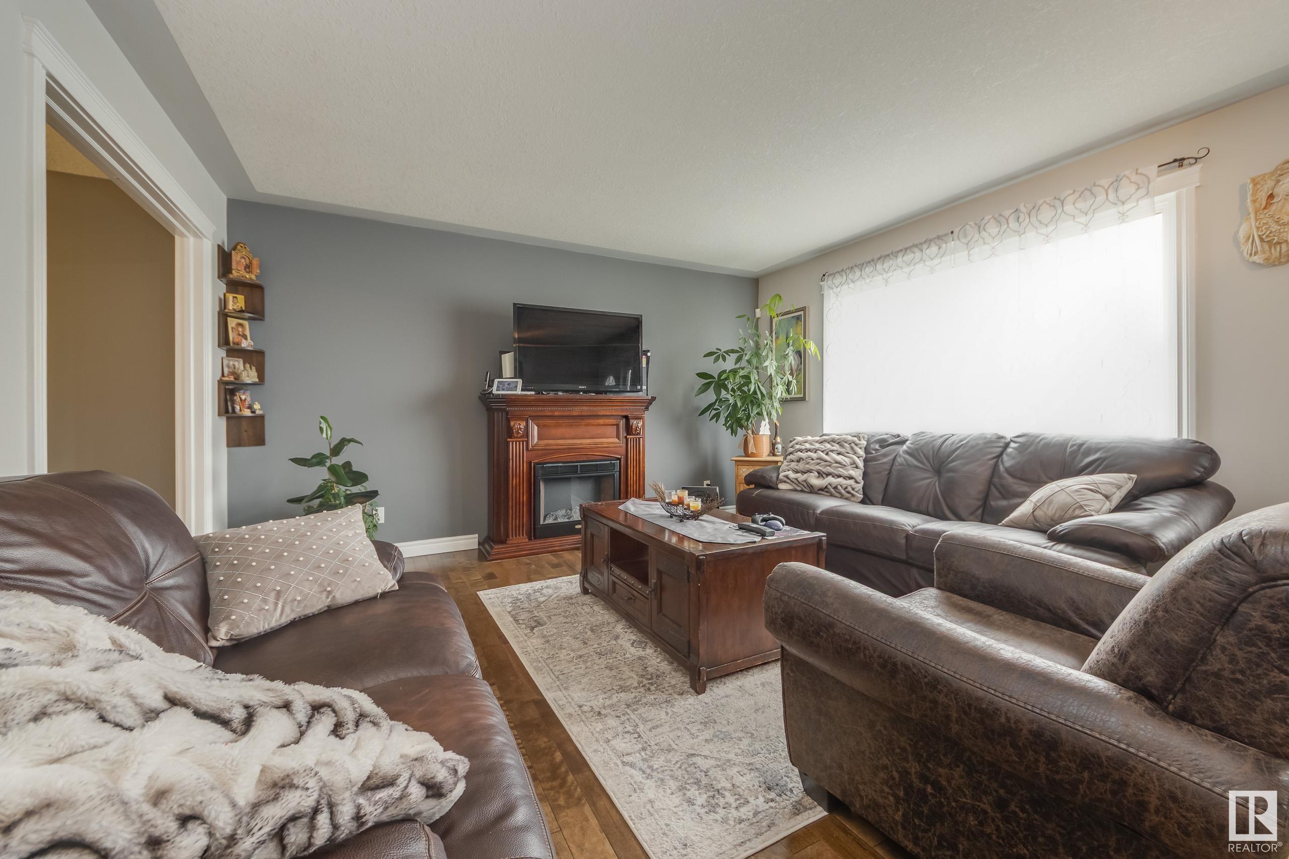 Property Photo: 12920 93 Street NW AB T5E 3T2