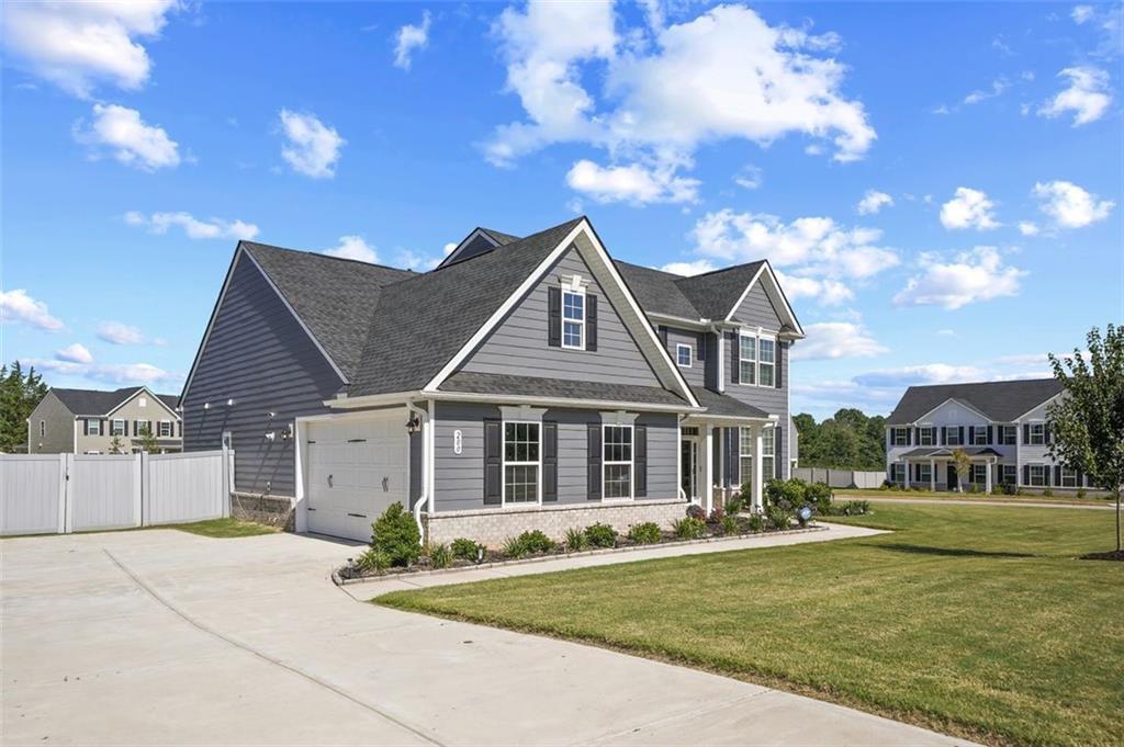 Property Photo: 200 Marchmont Drive GA 30248