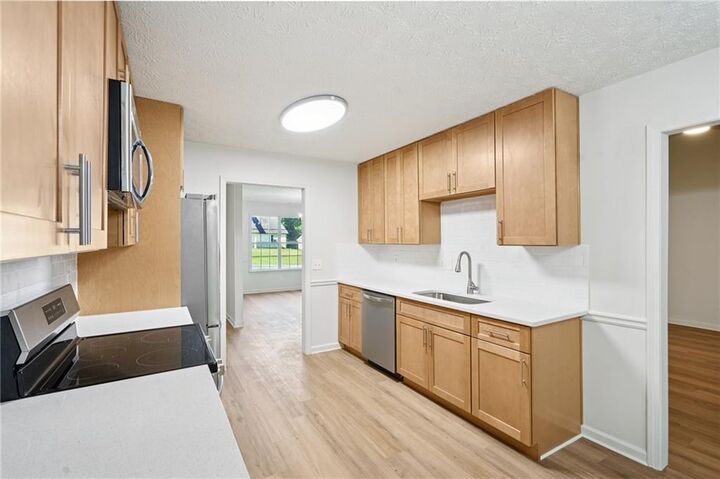 Property Photo: 7210 W Field Drive GA 30507