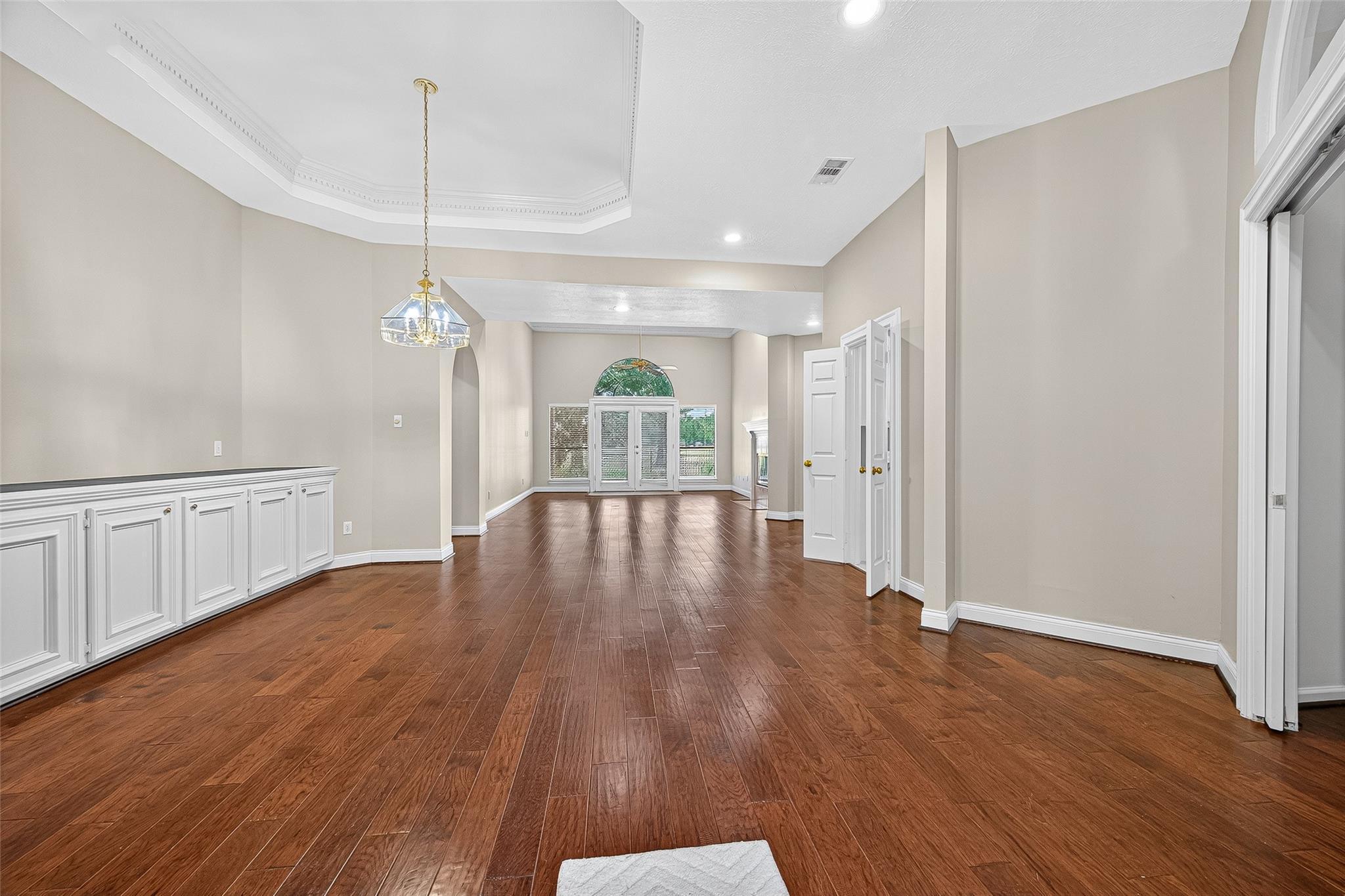 Property Photo: 38 Kelliwood Courts Circle TX 77450
