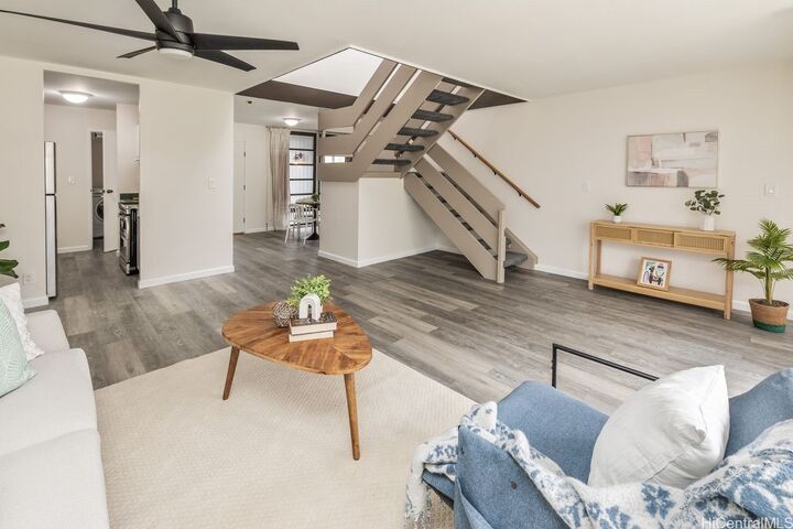 Property Photo:  95-400 Hokukea Court 251  HI 96789 