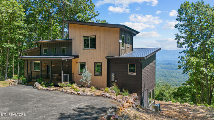1874 Mountain Ash Way  Sevierville TN 37862 photo