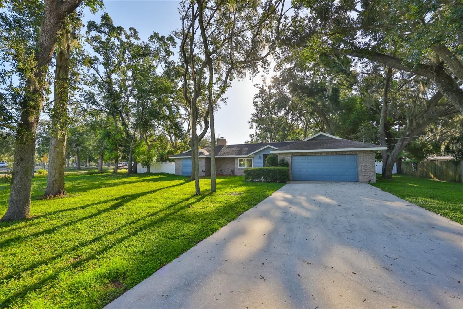 Property Photo: 102 Cash Drive FL 33584