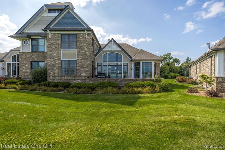 Property Photo: 1756 Edison Shores Place MI 48060 3375