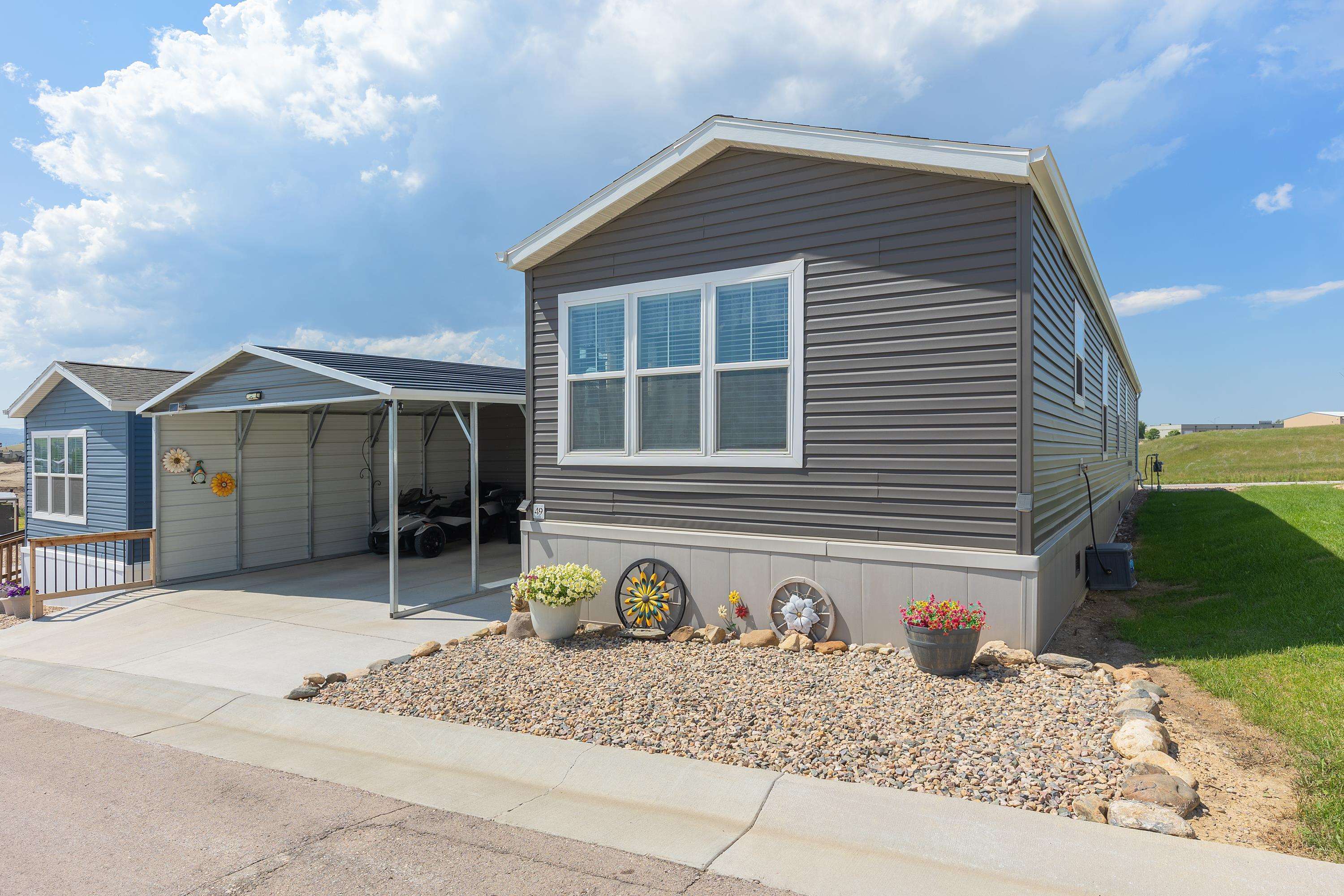 1717 E Philadelphia Street  Rapid City SD 57703 photo