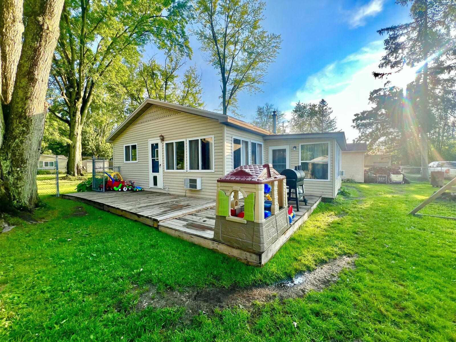 Property Photo: 5343 Beverly Drive MI 49274