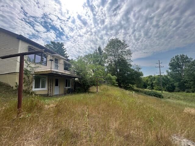 Property Photo: 1045 N 4th Avenue MI 49307