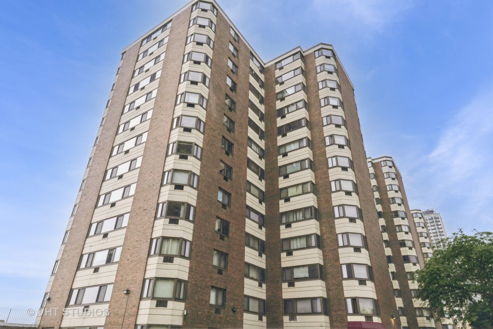 Property Photo:  7337 S South Shore Drive 819  IL 60649 