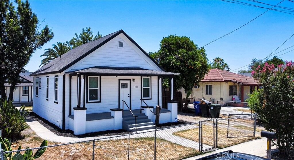Property Photo: 1235 Spruce Street CA 92411