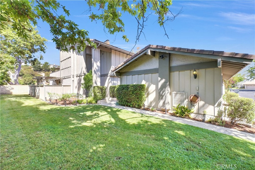 6516 E Paseo Diego  Anaheim CA 92807 photo