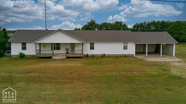 Property Photo: 192 County Road 917 AR 72417