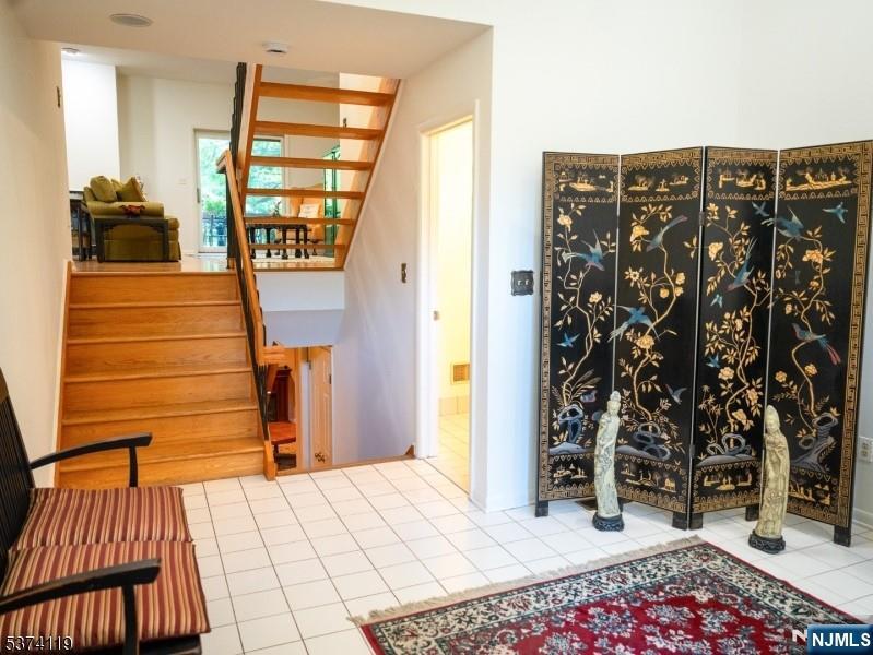 Property Photo:  6 Andrea Drive 1502  NJ 07004 